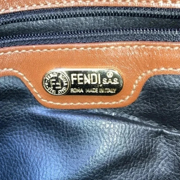 Vintage Fendi Brown Leather and PVC Boston Bag - Picture 4 of 16